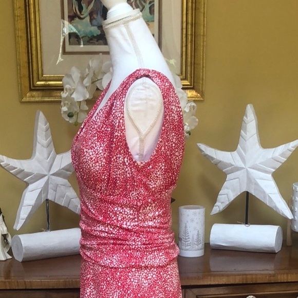 Dress Barn Red & White Floral Empire Waist Sleeveless Knee Length Midi Dress 10 - Picture 7 of 11